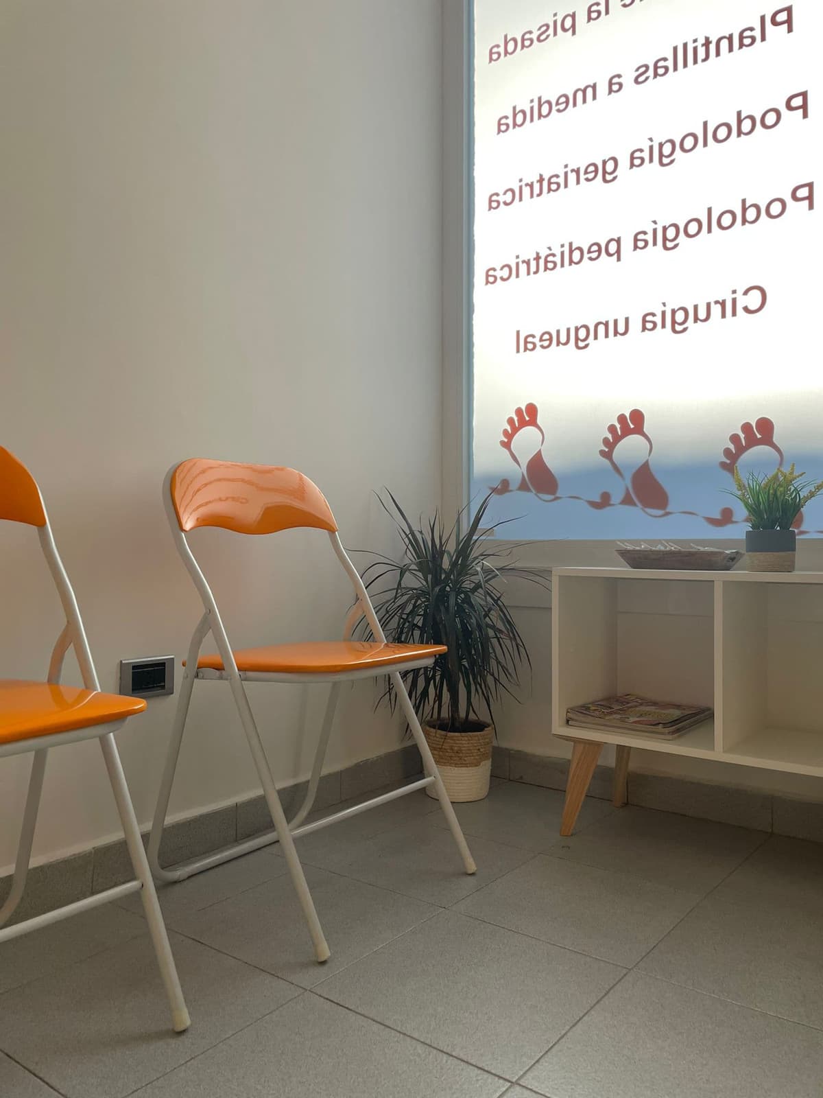 Sala de quiropodología - Clínica Alicia Diéguez Vigo