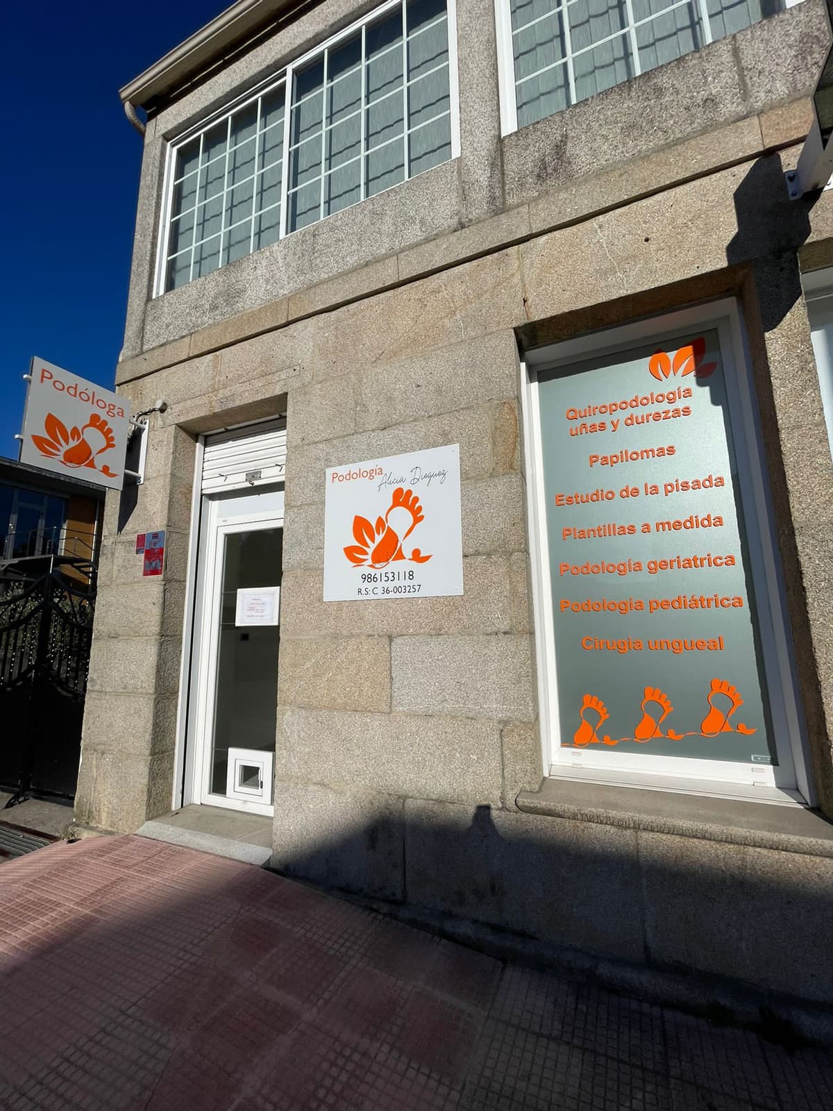 Sala de quiropodología - Clínica Alicia Diéguez Vigo